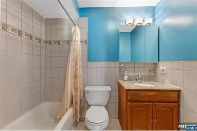 178 South Street, Jersey City, NJ 07307 - Photo 5