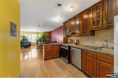178 South Street, Jersey City, NJ 07307 - Photo 15