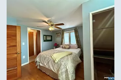 729 7th Street, Carlstadt, NJ 07072 - Photo 27