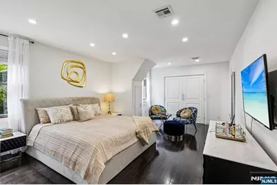 1310 Princeton Road, Teaneck Township, NJ 07666 - Photo 23