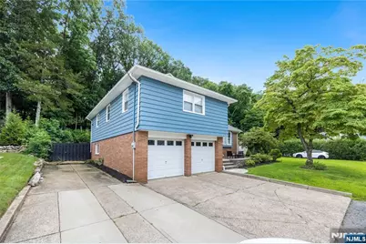 13 15 East Street, Wanaque, NJ 07465 - Photo 5