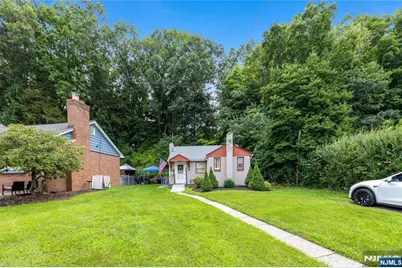 13 15 East Street, Wanaque, NJ 07465 - Photo 33