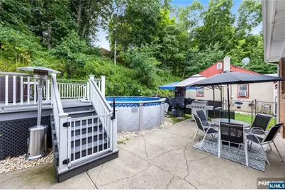 13 15 East Street, Wanaque, NJ 07465 - Photo 27