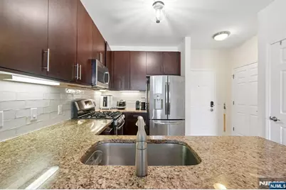 4430 Riverview Avenue 430 #430, Englewood, NJ 07631 - Photo 33
