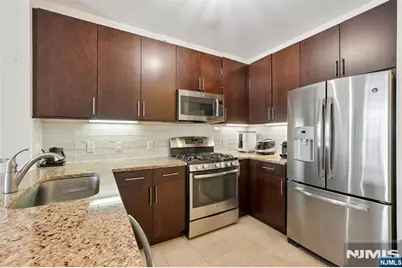 4430 Riverview Avenue 430 #430, Englewood, NJ 07631 - Photo 29