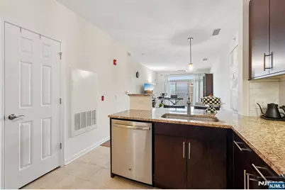 4430 Riverview Avenue 430 #430, Englewood, NJ 07631 - Photo 31