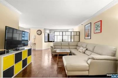 326 Prospect Avenue 8J #8J, Hackensack, NJ 07601 - Photo 3