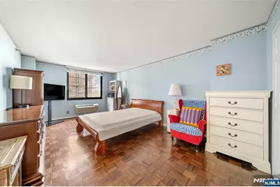 326 Prospect Avenue 8J #8J, Hackensack, NJ 07601 - Photo 13