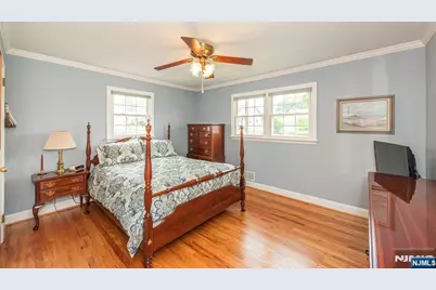 11 Susan Court, Clifton, NJ 07012 - Photo 13