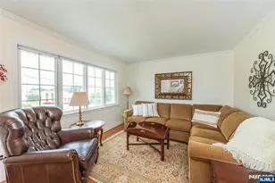 11 Susan Ct, Clifton, NJ 07012 - Photo 3
