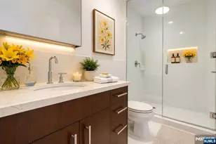 22 Vela Way, Edgewater, NJ 07020 - Photo 23