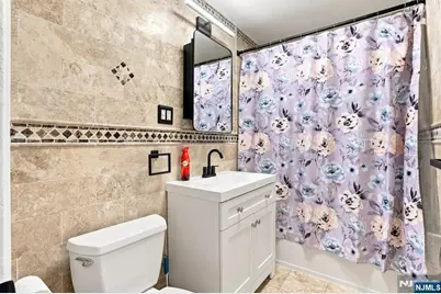 654 Howard Street, Teaneck Township, NJ 07666 - Photo 19