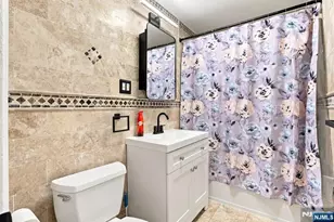 654 Howard St, Teaneck Township, NJ 07666 - Photo 19