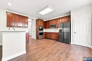 2-26 Grunauer Pl, Fair Lawn, NJ 07410 - Photo 17