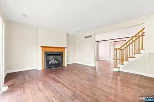 2-26 Grunauer Pl, Fair Lawn, NJ 07410 - Photo 11