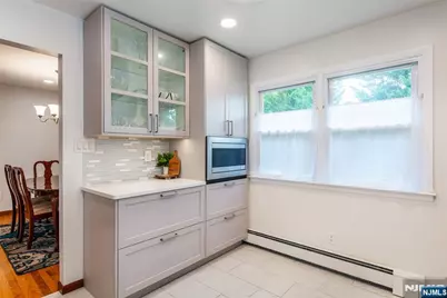 33 Van Buren Avenue, Westwood, NJ 07675 - Photo 9