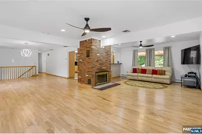 228 Dorothy Drive, North Haledon, NJ 07508 - Photo 5