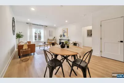 20 Encampment Court 104 #104, Montville Township, NJ 07045 - Photo 5