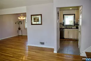 477 Chestnut Ave, South Hackensack Township, NJ 07606 - Photo 3