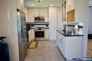 477 Chestnut Ave, South Hackensack Township, NJ 07606 - Photo 9