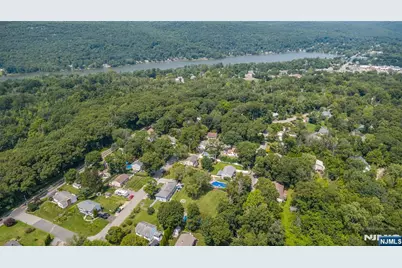 83 Vine Avenue, West Milford, NJ 07480 - Photo 45