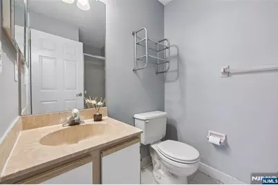 144 Prestwick Way 144 #144, Edison, NJ 08820 - Photo 9