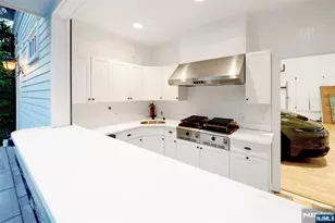 640 Ridgewood Ave, Ridgewood, NJ 07450 - Photo 45
