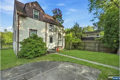 43 Esmond Place, Tenafly, NJ 07670 - Photo 17
