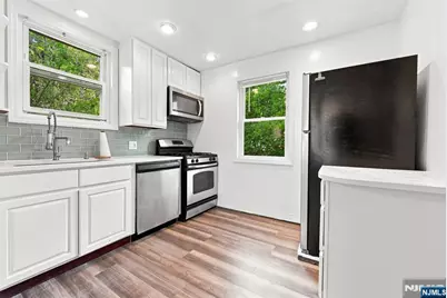 43 Esmond Place, Tenafly, NJ 07670 - Photo 5