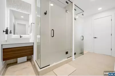 22 Berkshire Place, Englewood Cliffs, NJ 07632 - Photo 23