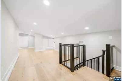 22 Berkshire Place, Englewood Cliffs, NJ 07632 - Photo 27