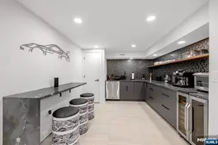 22 Berkshire Pl, Englewood Cliffs, NJ 07632 - Photo 33