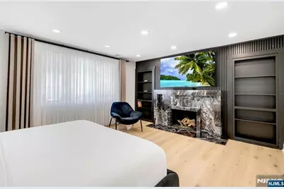 22 Berkshire Place, Englewood Cliffs, NJ 07632 - Photo 19