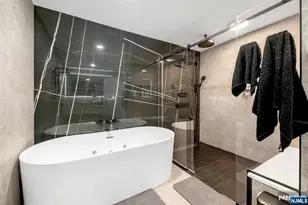 22 Berkshire Pl, Englewood Cliffs, NJ 07632 - Photo 21