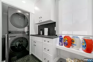 22 Berkshire Pl, Englewood Cliffs, NJ 07632 - Photo 17
