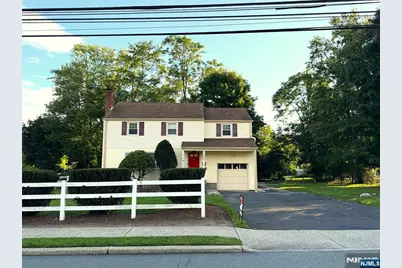 225 Hillside Avenue, Allendale, NJ 07401 - Photo 1