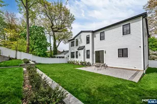 336 Lockwood Dr, Paramus, NJ 07652 - Photo 47