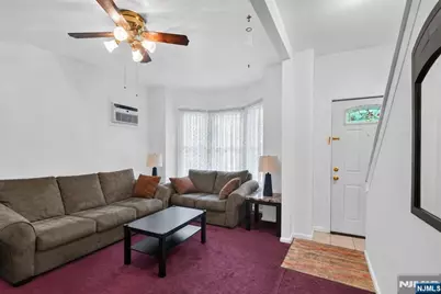 327 Newark Avenue, Lyndhurst Township, NJ 07071 - Photo 5
