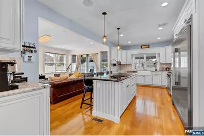 238 Walter Avenue, Hasbrouck Heights, NJ 07604 - Photo 15