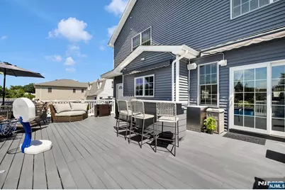 238 Walter Avenue, Hasbrouck Heights, NJ 07604 - Photo 43
