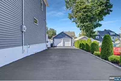 238 Walter Avenue, Hasbrouck Heights, NJ 07604 - Photo 41