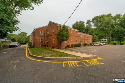 161 Knickerbocker C #C, Englewood, NJ 07631 - Photo 11