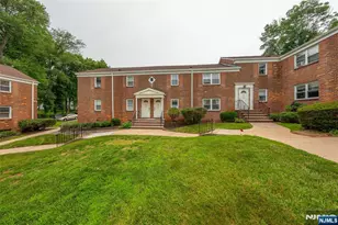161 Knickerbocker C, Englewood, NJ 07631 - Photo 1