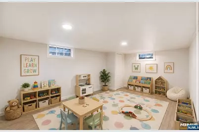 7 Burnham Place, Fair Lawn, NJ 07410 - Photo 21