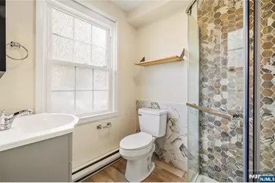 7 Burnham Place, Fair Lawn, NJ 07410 - Photo 13