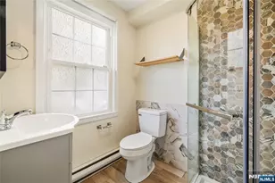 7 Burnham Pl, Fair Lawn, NJ 07410 - Photo 13