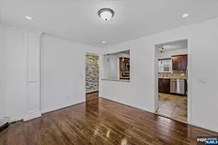 11 Elm St, Ridgefield Park, NJ 07660 - Photo 9
