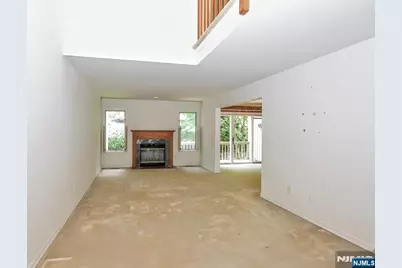 281 E Vista View Drive, Mahwah, NJ 07430 - Photo 7