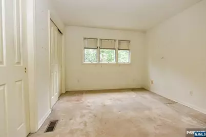 281 E Vista View Drive, Mahwah, NJ 07430 - Photo 19