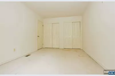 281 E Vista View Drive, Mahwah, NJ 07430 - Photo 21